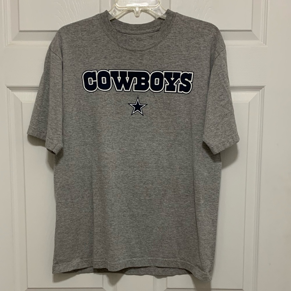 *****SALE 2 for $8******
Cowboys Apparel T-Shirt